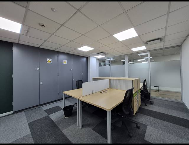80M² OFFICE TO LET IN ROSEBANK